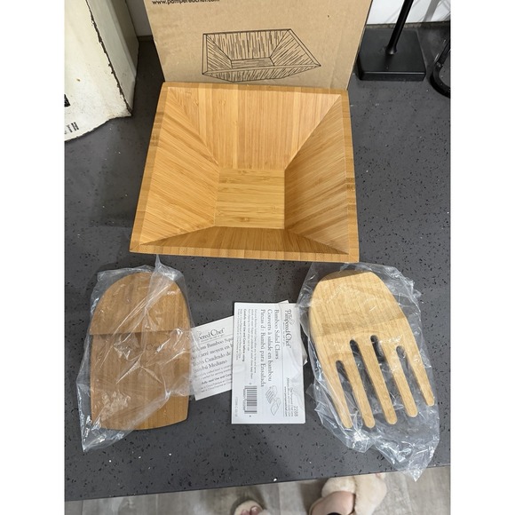 NEW Pampered Chef Bamboo Square Salad Serving Bowl & Claw Tongs, #2254 and #2288 - Picture 3 of 10